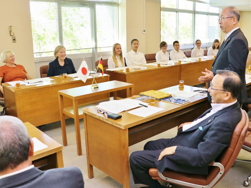 大垣市議会副議長の歓迎の歌